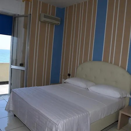 Blu Hotel 3*